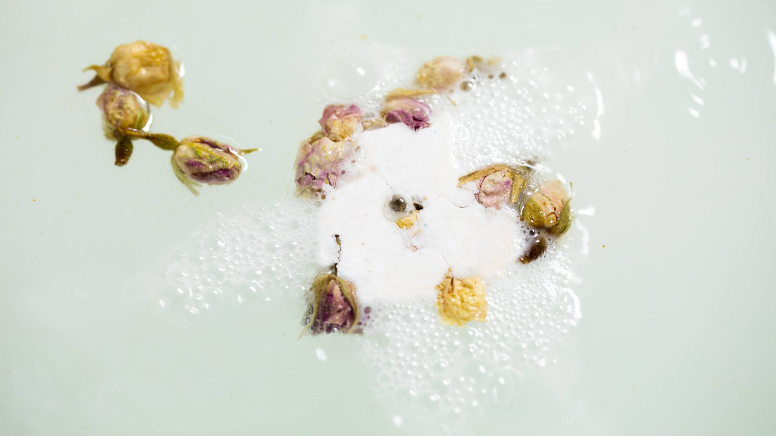 1B5863EB-18D6-6DDB-BA1D-1E2A948E2BE9