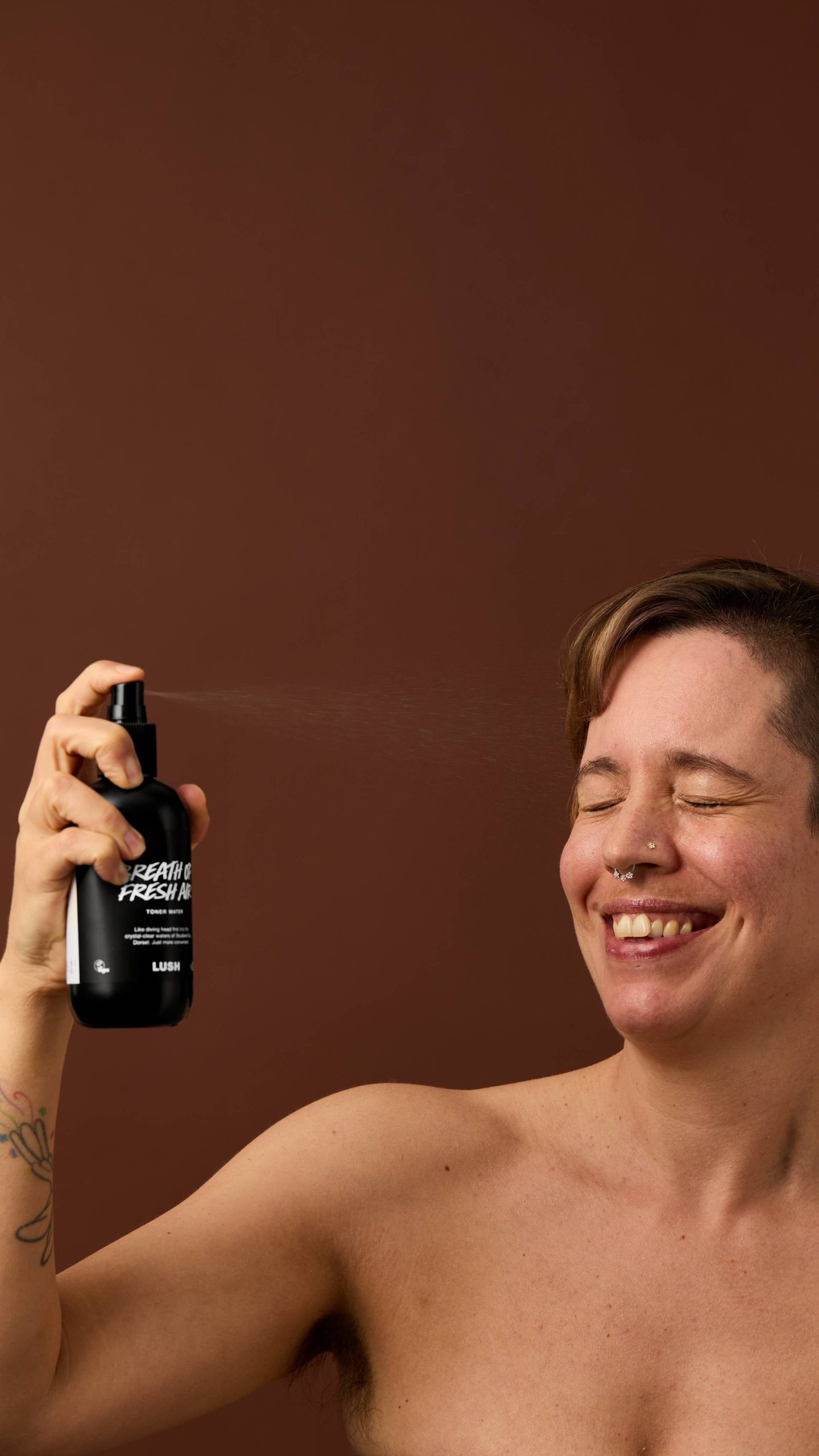 814B27B7-4A1B-F24E-34A8-02282550AF00